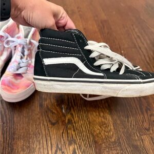 Vans Kids Sneakers - Black and white